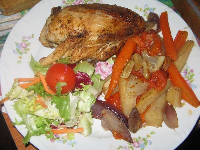 Csirkemell sült zöldségekkel