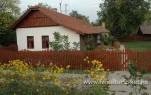 Eszter – tanya