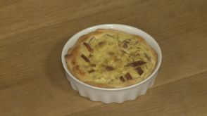 Almás quiche